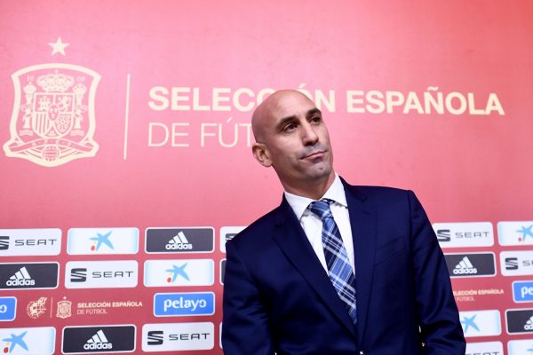 Rubiales ofrece a la selección española enfrentarse a Rafa
